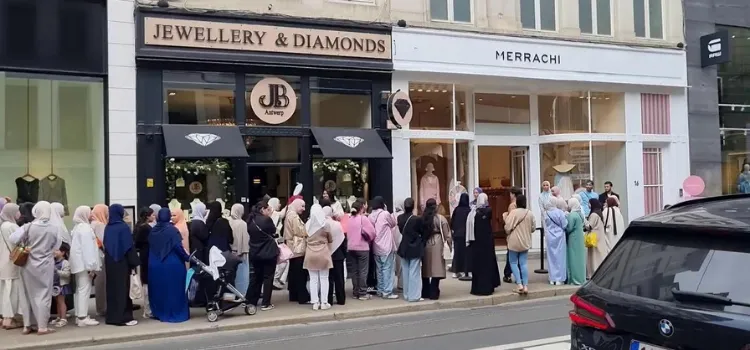 Video Londra’da işsizlik maaşı kuyruğunu mu gösteriyor?
