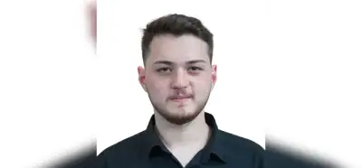 Fotoğraftaki kişi Abdüllatif Şener’in oğlu Bedirhan Şener mi?