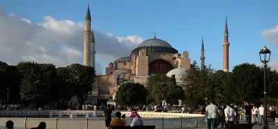Ayasofya'nın statüsü tartışması: Cami mi, müze mi?
