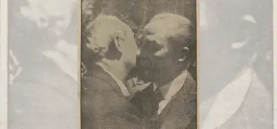 Fotoğrafın Atatürk ve İnönü'yü öpüşürken gösterdiği iddiası