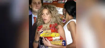 Shakira'yı Türkiye’de bir markette gösteren fotoğraf gerçek mi?