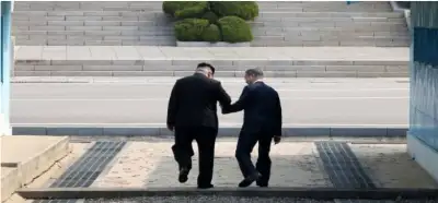 Videoda Şimali Koreya lideri rüşvət almış naziri edam etdirir?