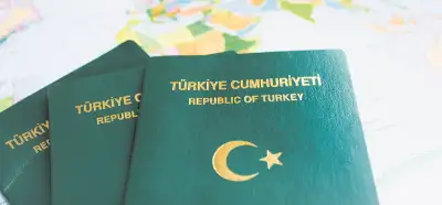 Ocak 2025 itibariyle yeşil pasaport sahiplerine AB’ye giriş için ön vize şartı kondu mu?