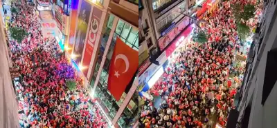 Görüntüler beş teğmenin TSK’dan ihraç edilmesi üzerine İzmir’de düzenlenen gösterilere mi ait?