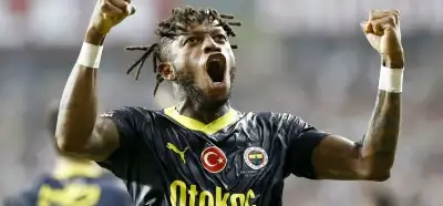 Fenerbahçeli Fred kariyerinde ilk kez Glasgow Rangers’a karşı mı penaltı kullandı?