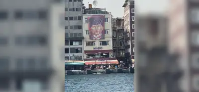 Görsel boykotlardan sonra Mado'ya asılan Atatürk bayrağını mı gösteriyor?