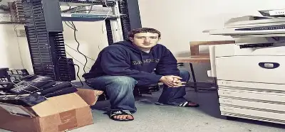 Mark Zuckerberg’in bu fotosu realdır?