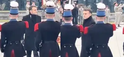 Macron’un askerleri selamladığı video güncel mi?