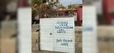 Mardin'de bir evin kapısında yazdığı iddia edilen sözler