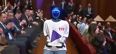 TRT Genç kanalının açılışındaki robotun tamamını Türk mühendisler mi üretti?