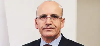 Bakan Mehmet Şimşek yıllar önce “fakir aile” paylaşımı yaptı mı?