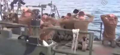 İran’ın esir aldığı ABD askerlerini gösteren video 2016’dan
