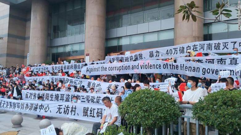 220712030455 china henan bank protests payments anger intl hnk exlarge 169jpg
