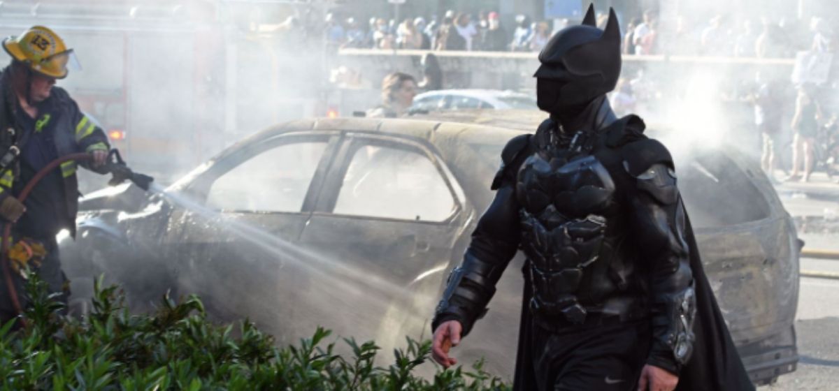 Batman kostümlü kişiyi gösteren videonun Washington DC protestolarından olduğu iddiası