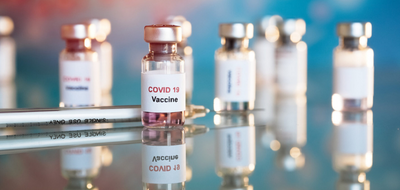 Üç doz Covid-19 aşısı olanlara HIV bulaştığı iddiası