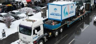 Deprem bölgesine gönderilen mobil mescit hakkındaki iddialar