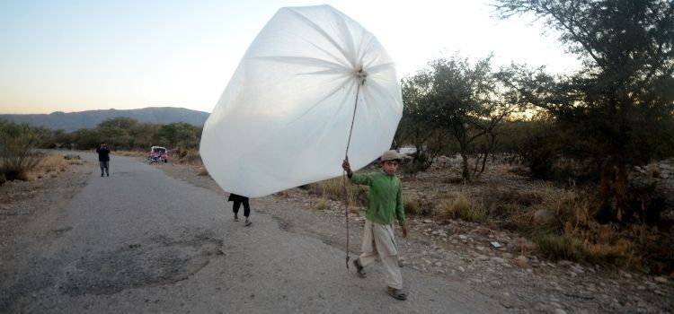 Pakistanda təbii qazın “torbalarda” daşınması iddiası
