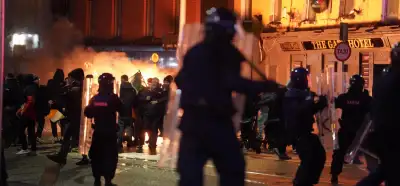 Dublin’de dezenformasyonla körüklenen göçmen karşıtı ayaklanma