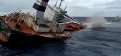 Videoda Yəmən tərəfindən batırılan Britaniya gəmisi göstərilir?
