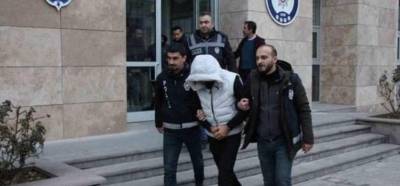 Fotoğrafın Hatay’da “devlet yok, açlıktan ölüyoruz” diyen kişiyi gösterdiği iddiası