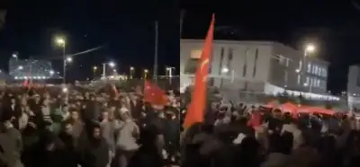 Görüntüler Almanya’da protesto için yürüyen Türkleri mi gösteriyor?