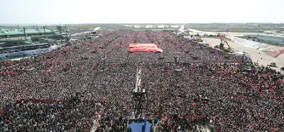 Fotoğraf AK Parti'nin "Yeniden Büyük İstanbul" mitingini mi gösteriyor?