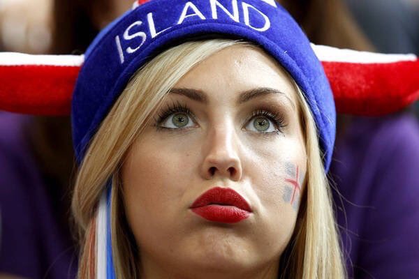 İzlandalı kadınlarla evlenen göçmenlere para ödeneceği iddiası
