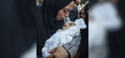 Gazze'de ölen bebeğin oyuncak olduğu iddiası