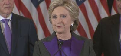 Hillary Clinton’ın Dünya’nın “düz” olduğunu itiraf ettiği iddiası
