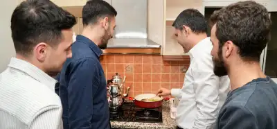 Fotoğraf Murat Kurum'un yanmayan ocakta menemen pişirdiğini mi gösteriyor?