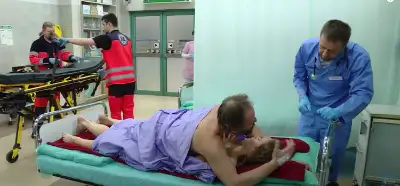 Videonun kayganlaştırıcı yerine yapıştırıcı kullanan çifti gösterdiği iddiası