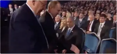 Videoda Putinin Netanyahuya məhəl qoymadığı göstərilirmi?