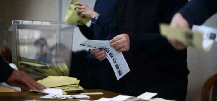 Seçmenlerin genel seçimler için 14 Şubat tarihine kadar adres değişikliği yapmaları gerektiği iddiası