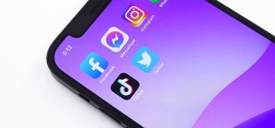 Facebook’tan Spotify’a sosyal medya platformlarının yanlış bilgiyle mücadele yöntemleri