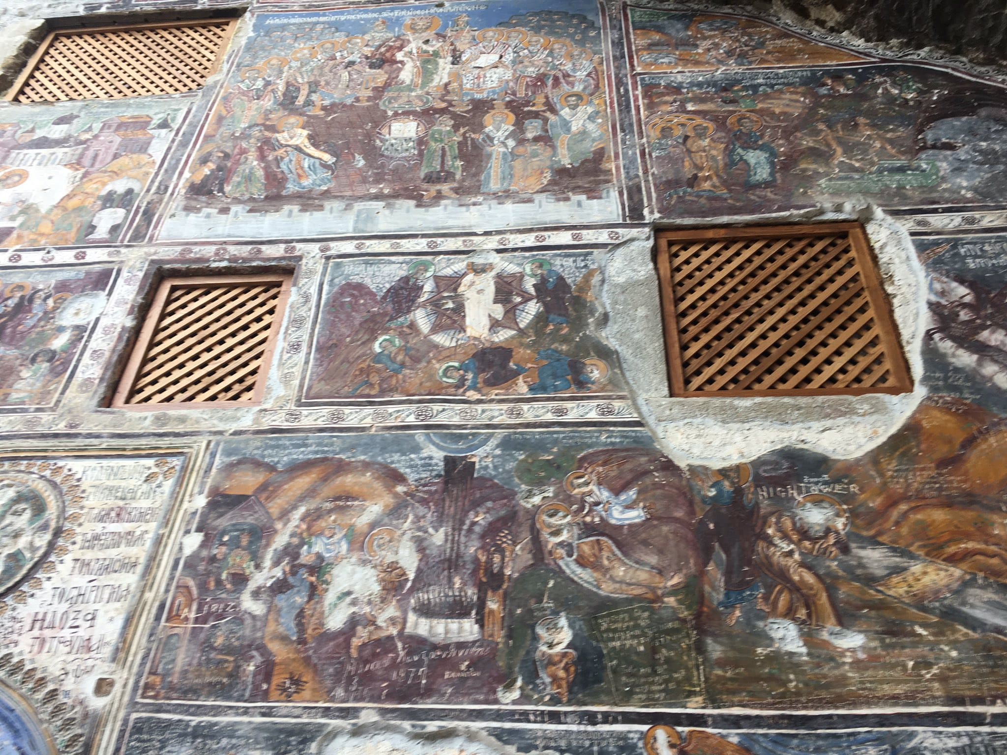 Fotoğrafın Sümela Manastırı’ndaki tahribatı gösterdiği iddiası