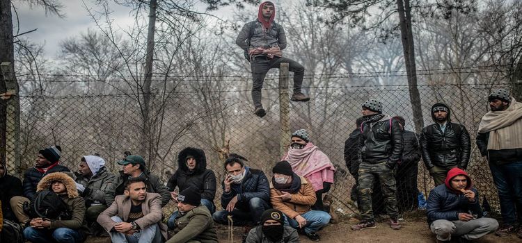 Edirne’de bir gencin kandırdığı Suriyelileri Bulgaristan sınırında bırakıp kaçtığı iddiası